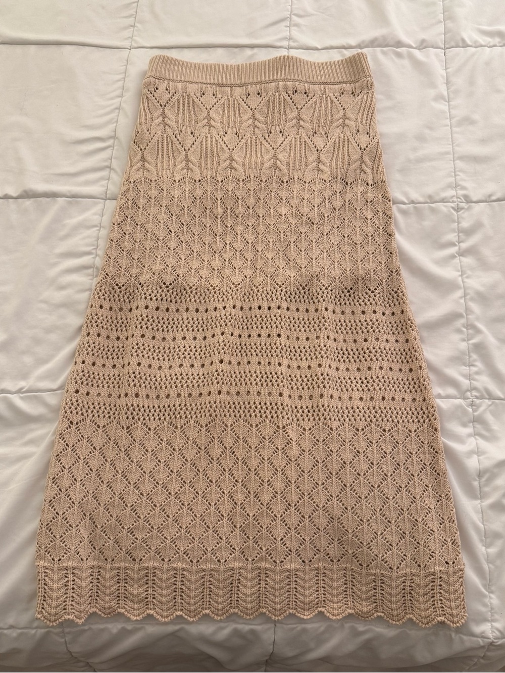 House of Harlow 1960 Beige Knit Skirt